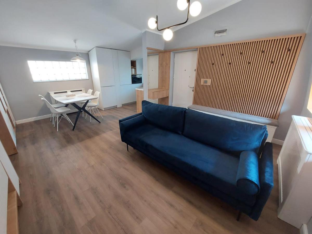 Lovely Apartment Ioana Târgu Neamț Eksteriør billede