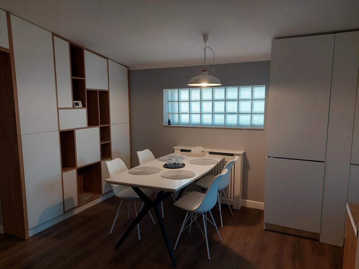 Lovely Apartment Ioana Târgu Neamț Eksteriør billede